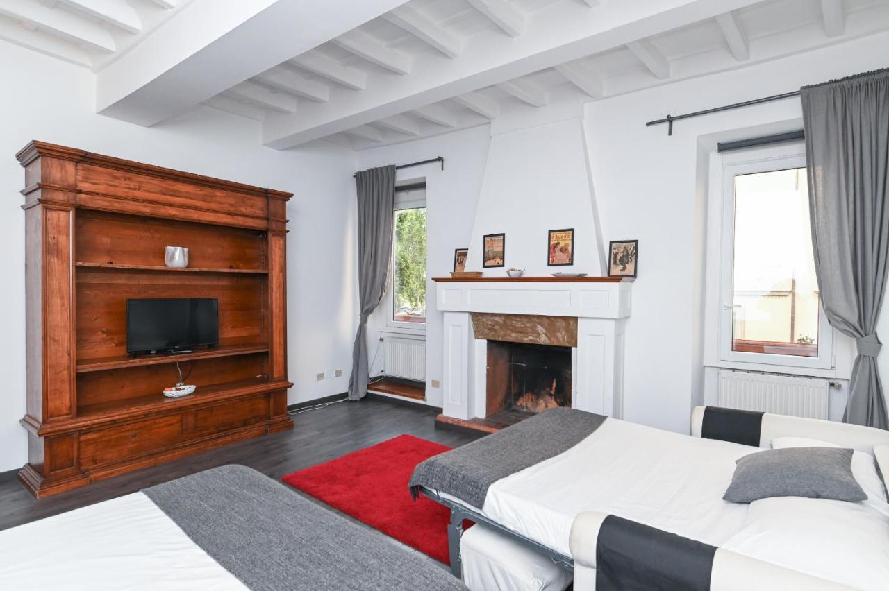 Gorgeous Trastevere Loft On The River 로마 외부 사진