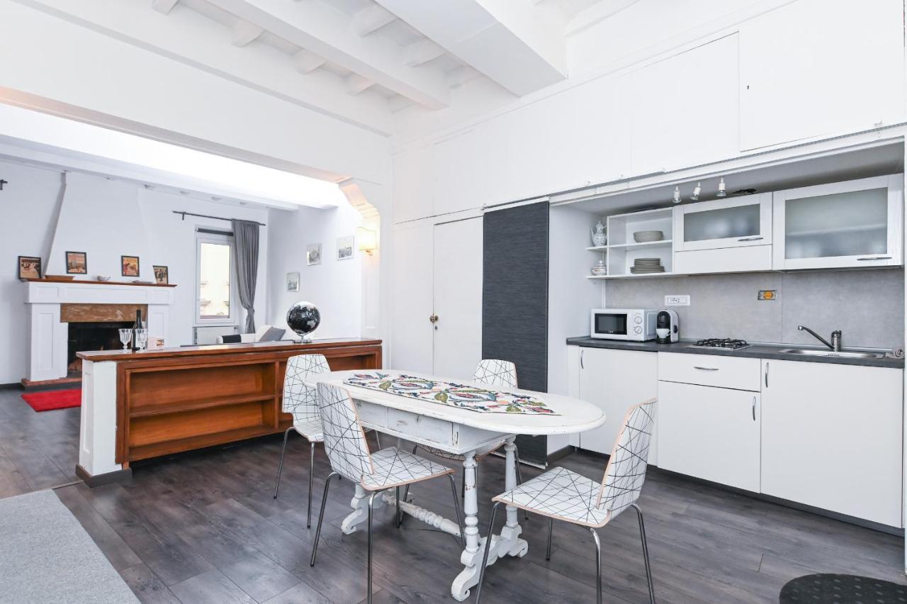 Gorgeous Trastevere Loft On The River 로마 외부 사진
